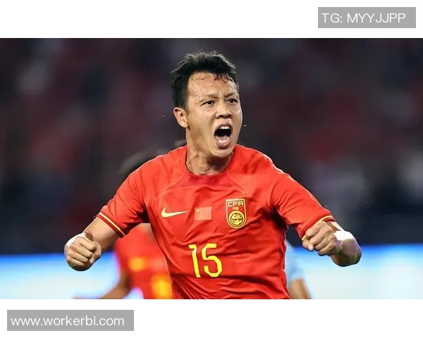 双袖标球星的领袖风范与责任担当解析